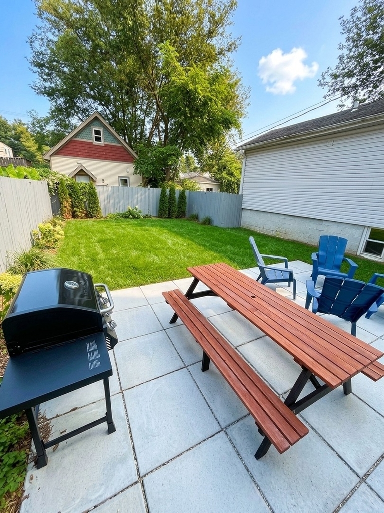 1041 Dewey Avenue - Photo 21