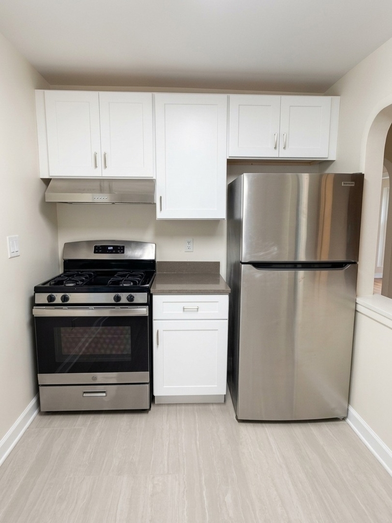 1041 Dewey Avenue - Photo 5