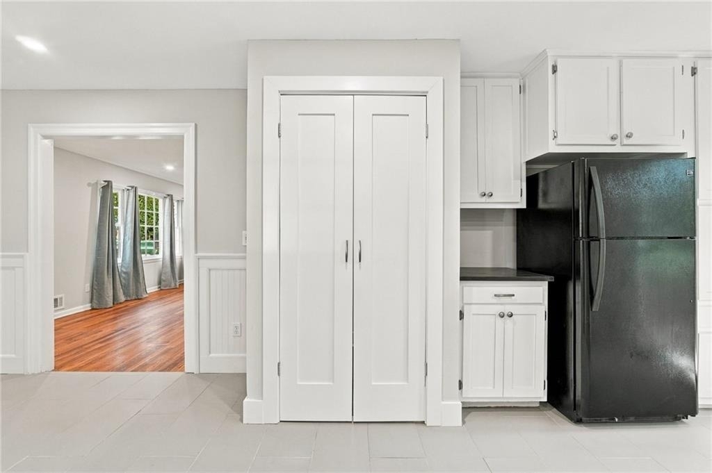 751 Smithstone Road Se - Photo 9