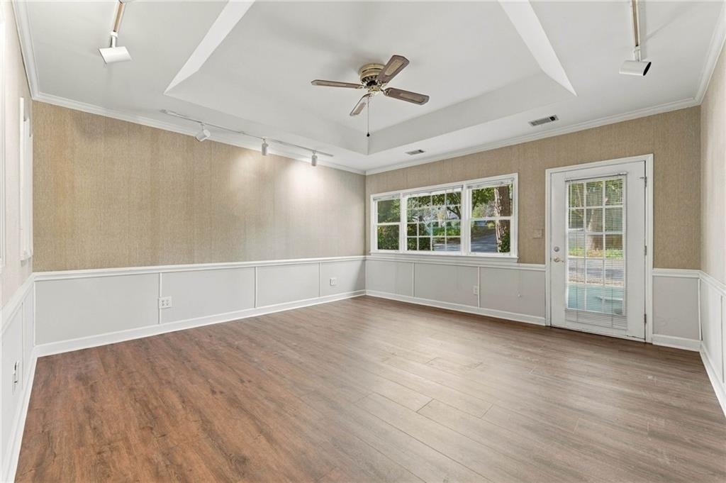 2012 Falcon Glen Court - Photo 16