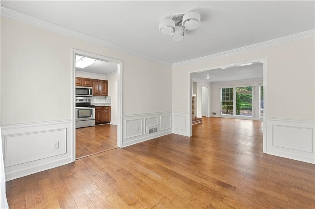 2012 Falcon Glen Court - Photo 3