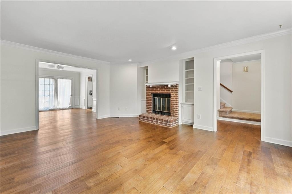 2012 Falcon Glen Court - Photo 0