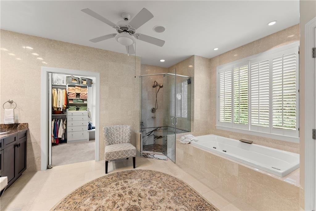 2819 Ne Point Overlook - Photo 30