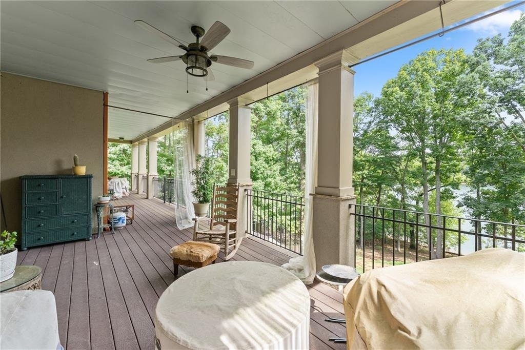 2819 Ne Point Overlook - Photo 58