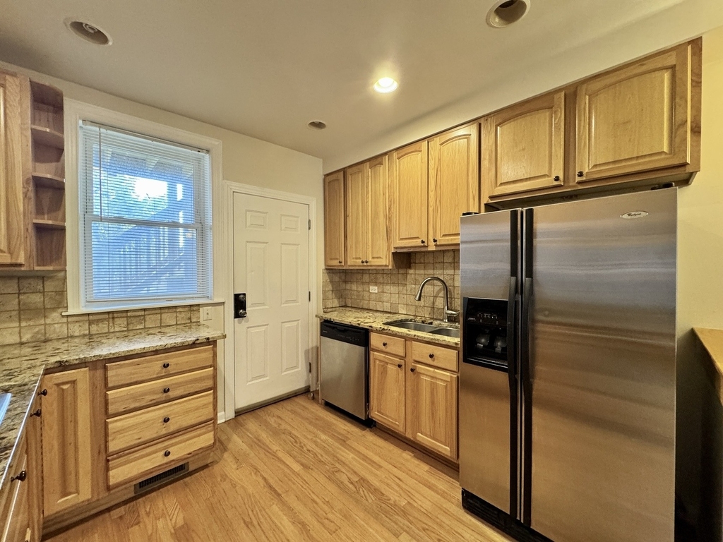 3722 W School Street - Photo 6