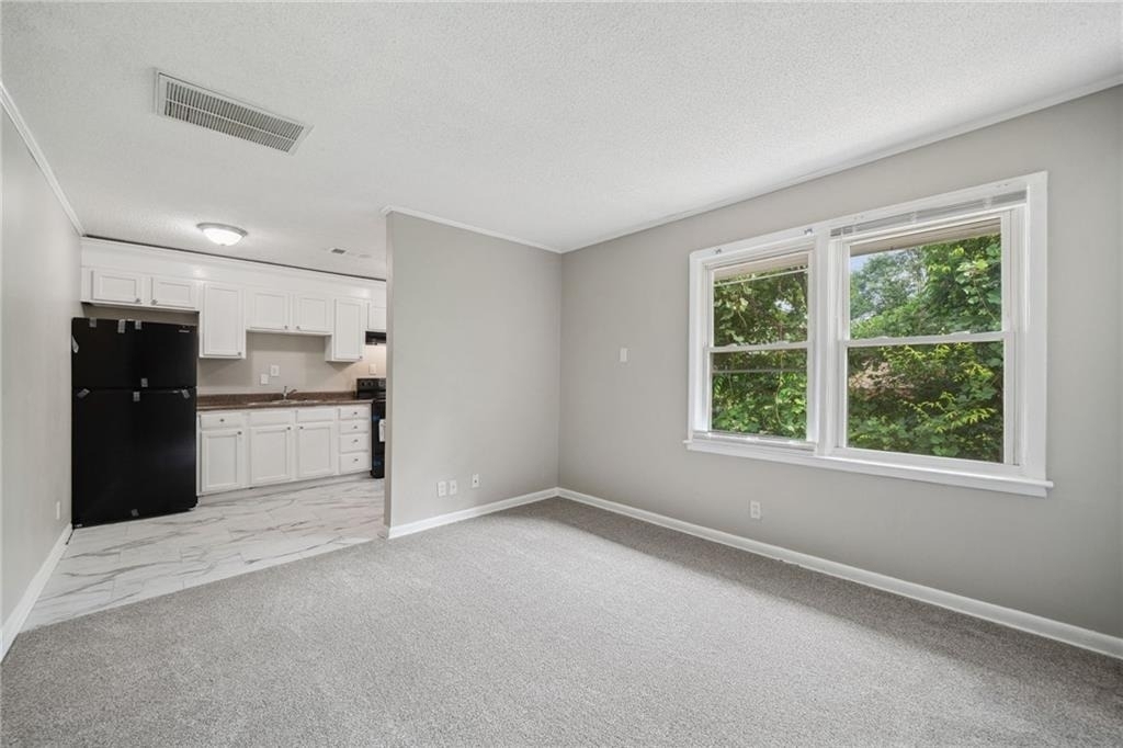 569 Lawton Street Sw - Photo 6