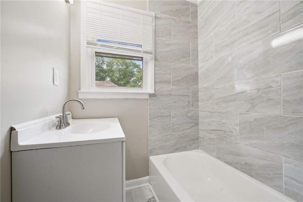 569 Lawton Street Sw - Photo 18