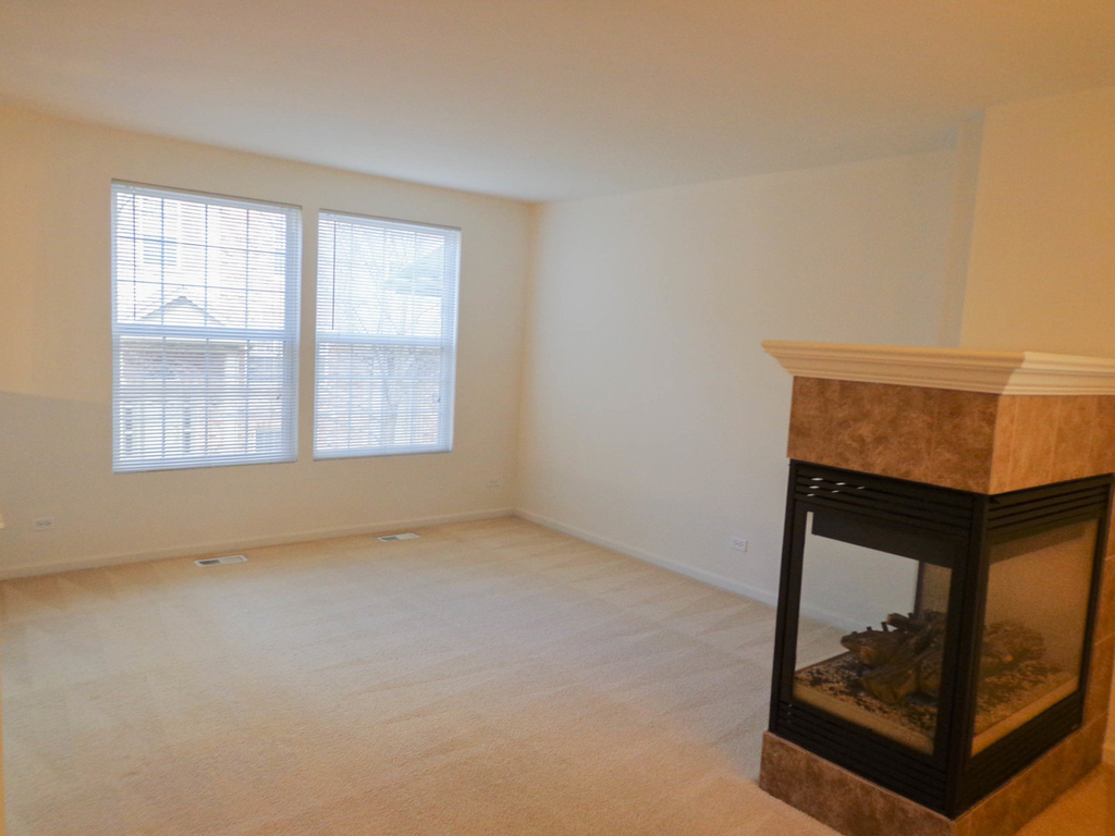 131 Bristol Lane - Photo 2