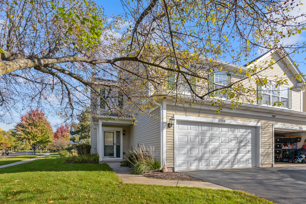 2759 Mcclennan Court - Photo 0