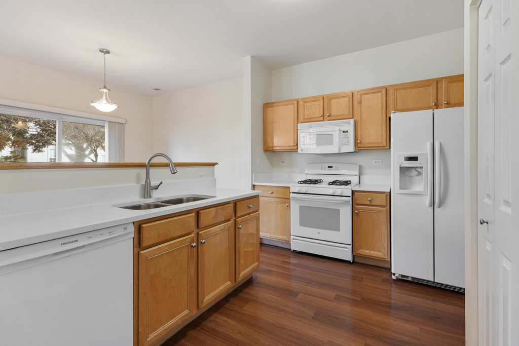 2759 Mcclennan Court - Photo 11