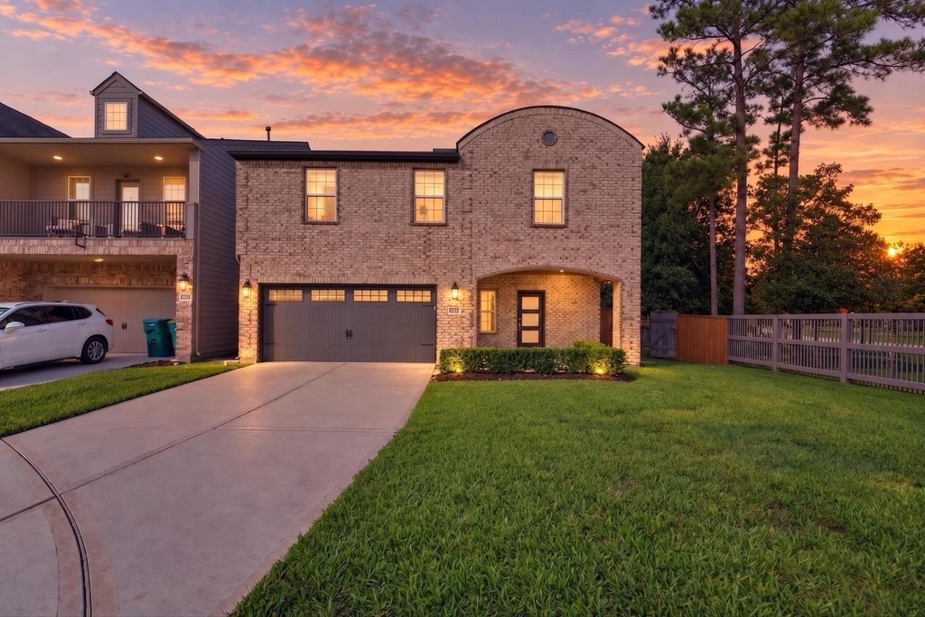 2129 Solstice Boulevard - Photo 1