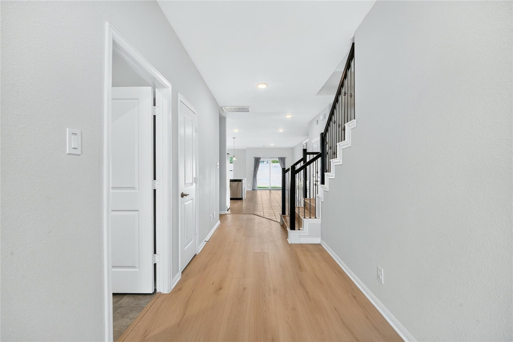 2129 Solstice Boulevard - Photo 5