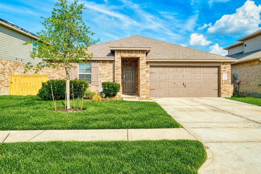 15226 Dinnet Berm Drive - Photo 5