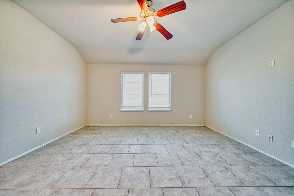 15226 Dinnet Berm Drive - Photo 26
