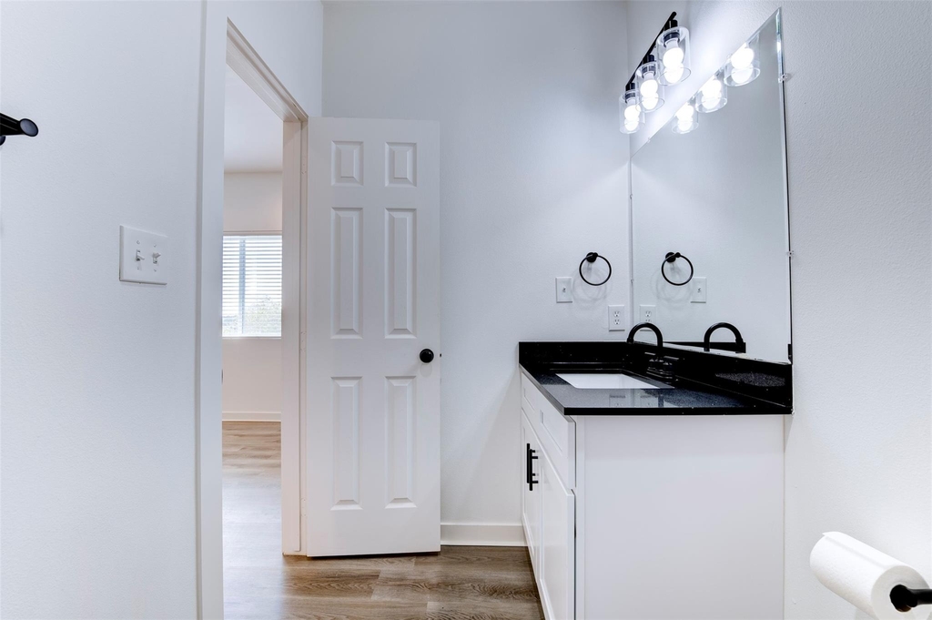 175 W 6th Street - Photo 24