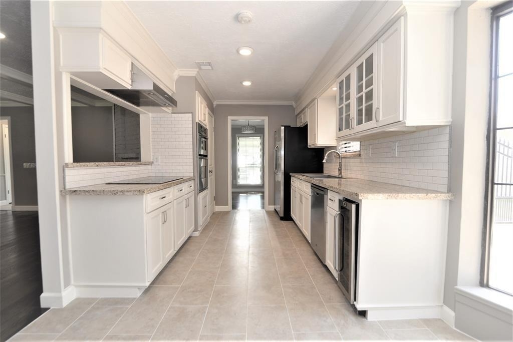 13550 Brook Hollow Drive - Photo 3