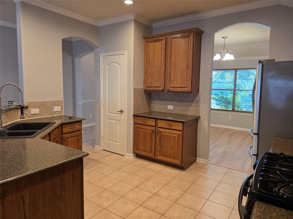 611 Arbor Green Lane - Photo 14