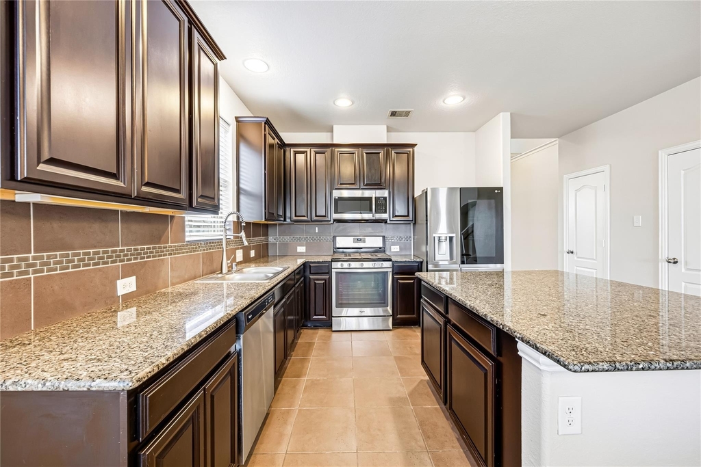 20311 Aspen Manor Lane - Photo 16