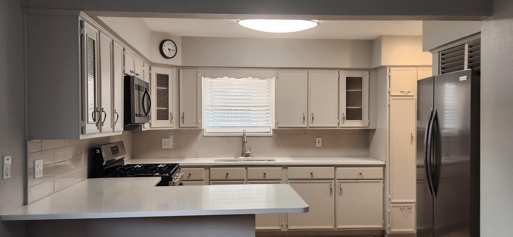 1807 Angeline Street - Photo 13