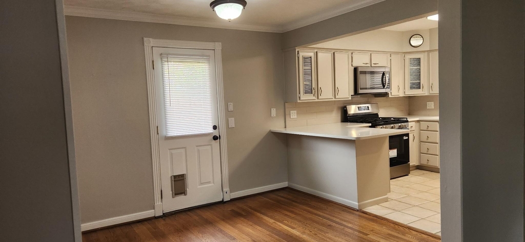 1807 Angeline Street - Photo 14