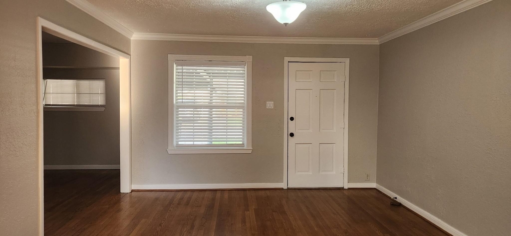 1807 Angeline Street - Photo 11