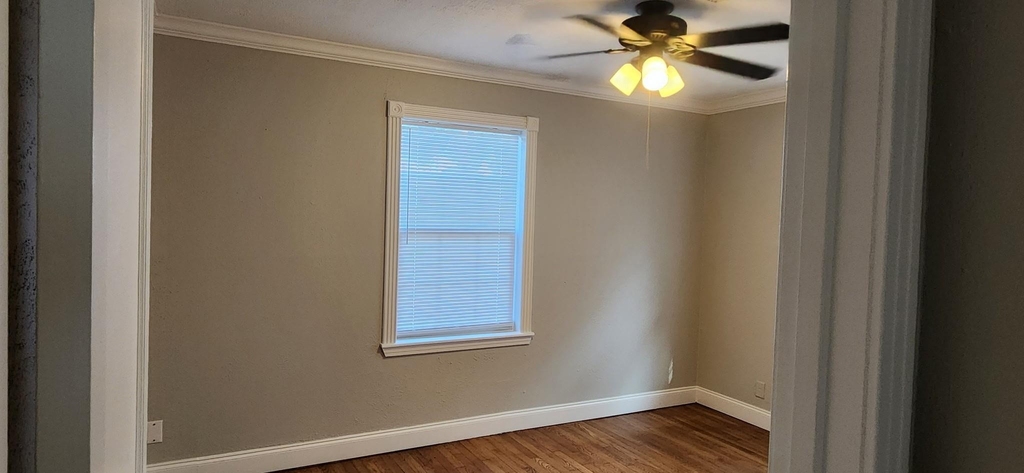 1807 Angeline Street - Photo 8