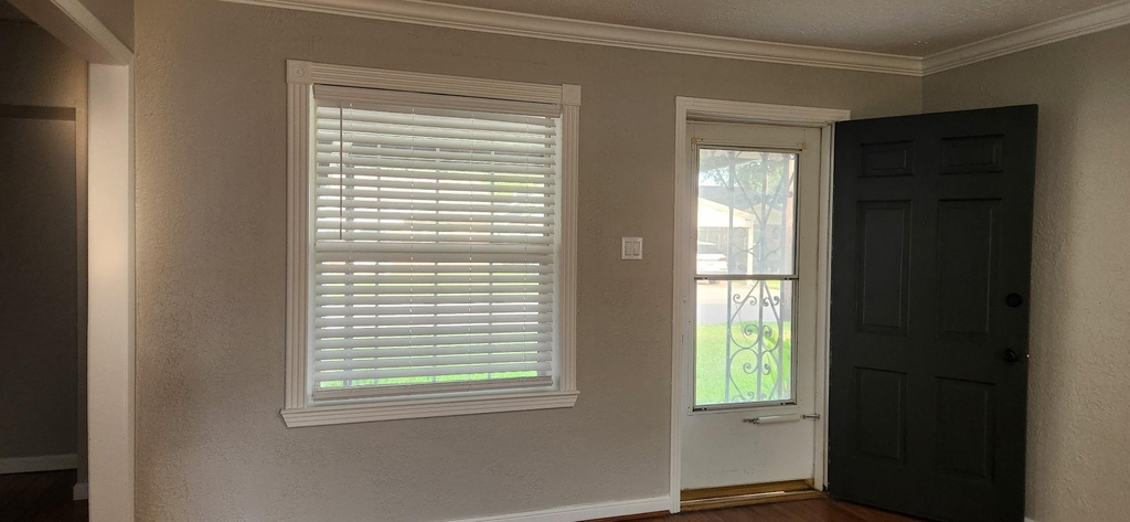 1807 Angeline Street - Photo 12