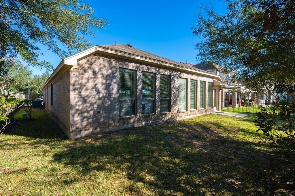 11015 Brighton Gardens Drive - Photo 5