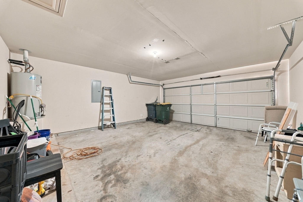 9911 Sterling Place Drive - Photo 16