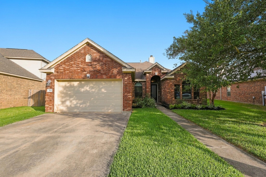293 W Bend Drive - Photo 1