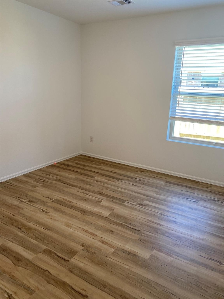 8839 Wooster Trail Drive - Photo 5
