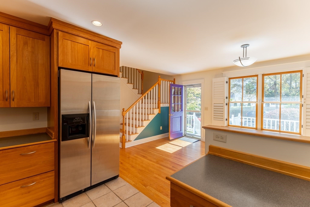 796 Middle - Photo 9