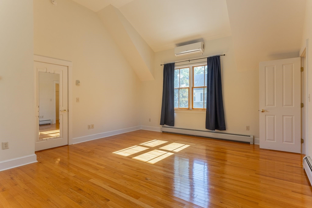 796 Middle - Photo 23