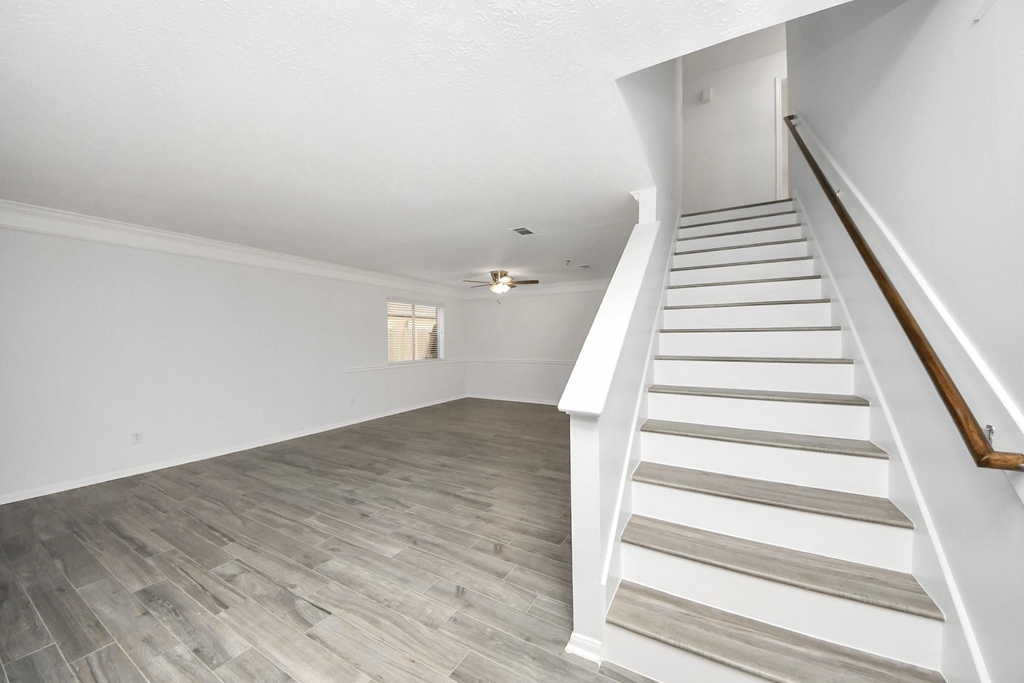 3906 Bridgebay Lane - Photo 4