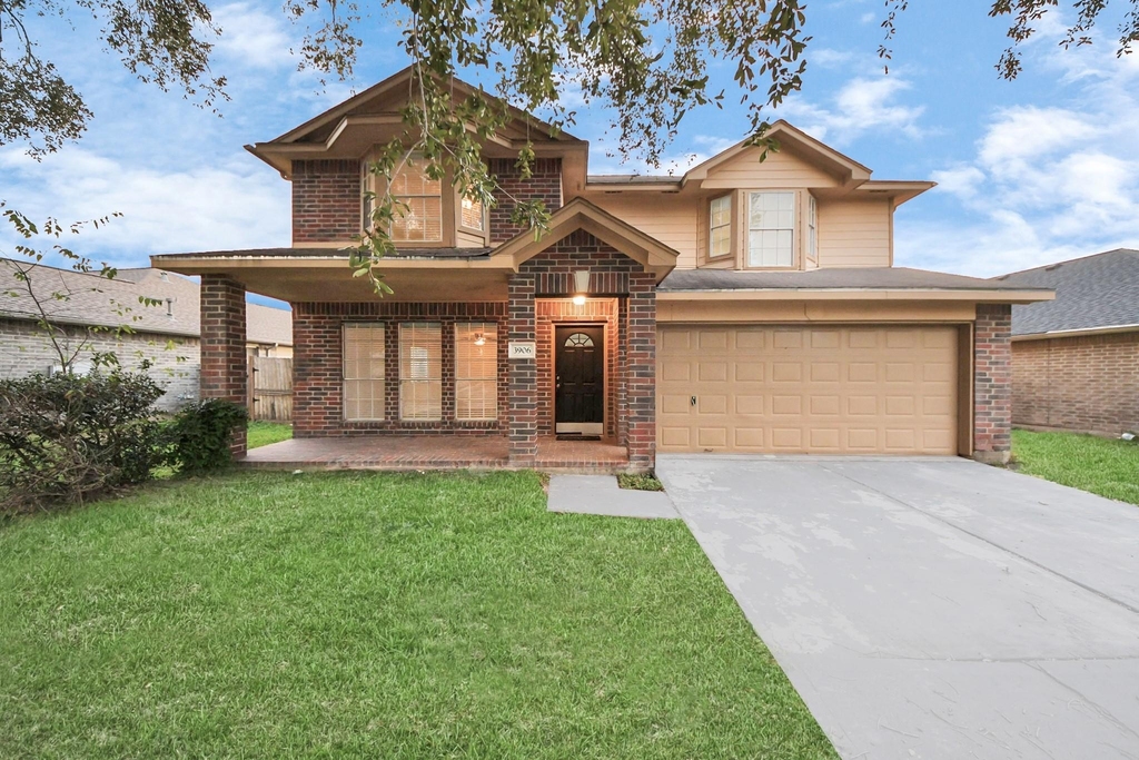 3906 Bridgebay Lane - Photo 0