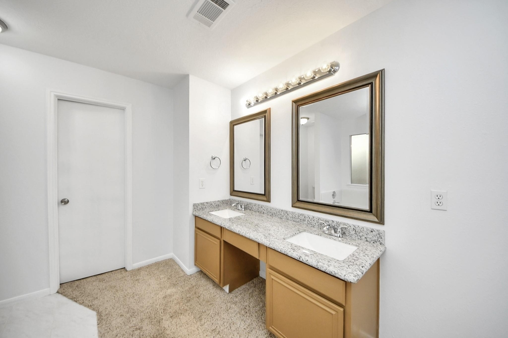 3906 Bridgebay Lane - Photo 24