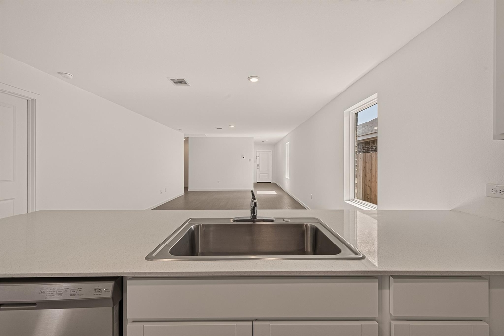 6143 Sunburst Scarlett Drive - Photo 18