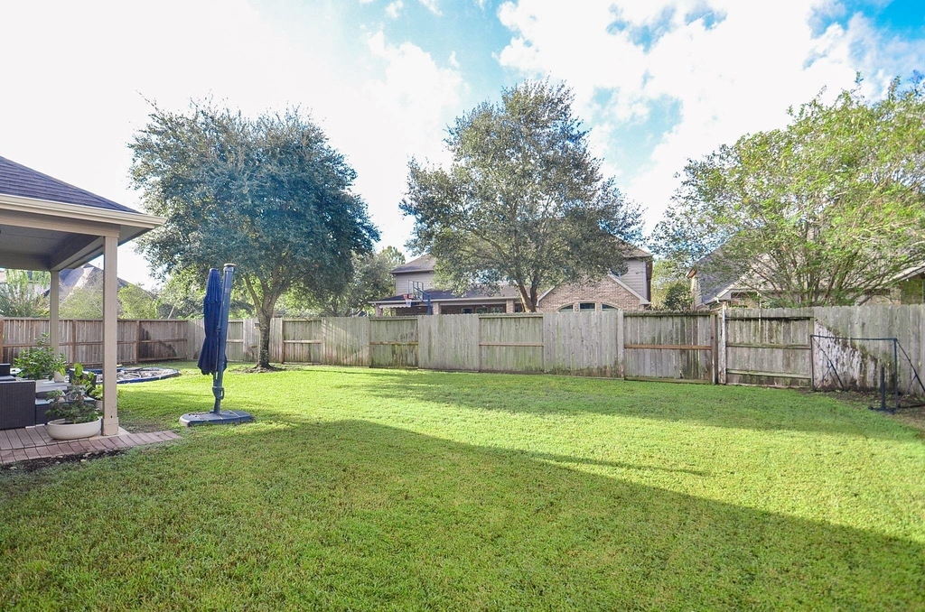 28503 Pleasant Forest Drive - Photo 39
