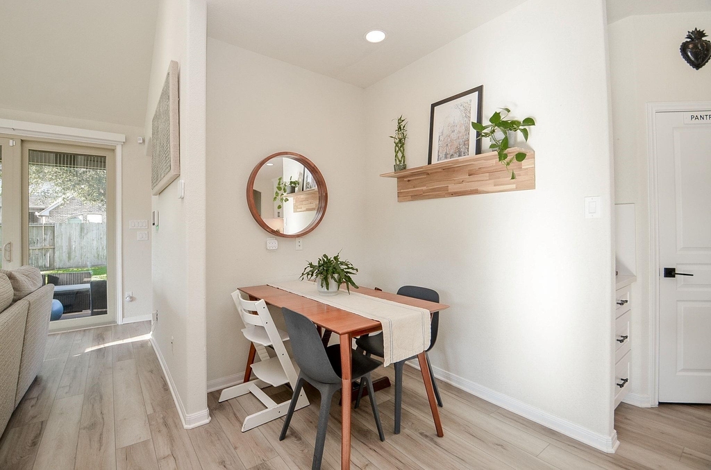 28503 Pleasant Forest Drive - Photo 17