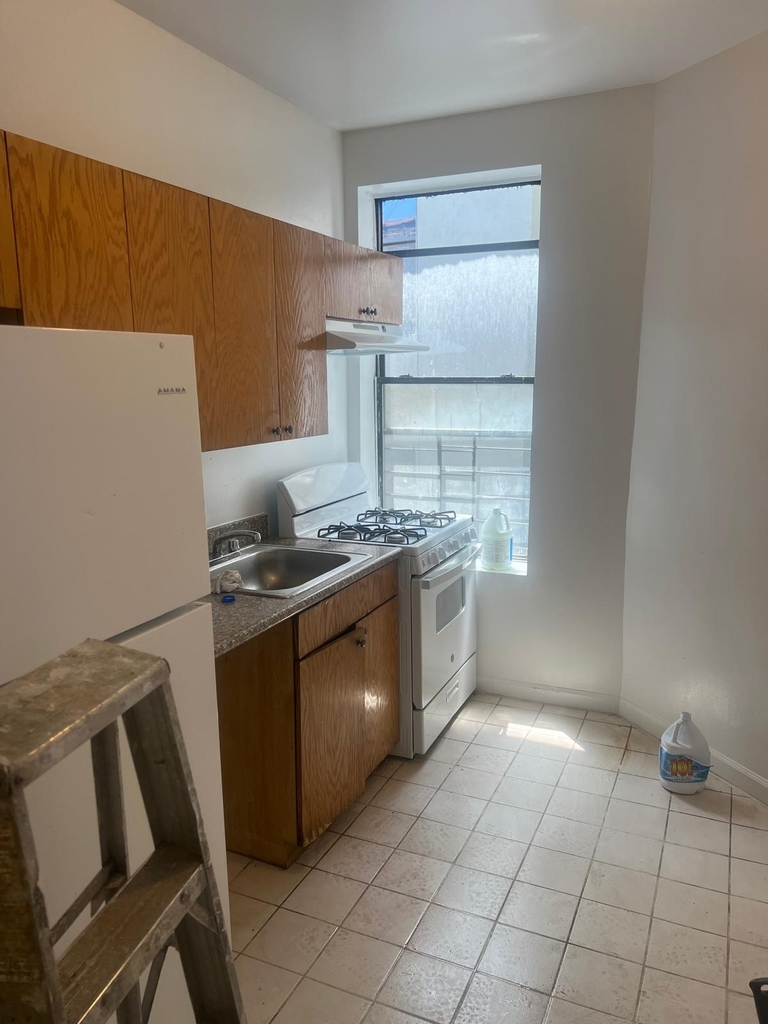 W 178 St / Audubon Avenue - Photo 0