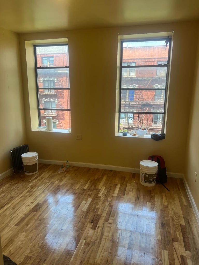 W 178 St / Audubon Avenue - Photo 3