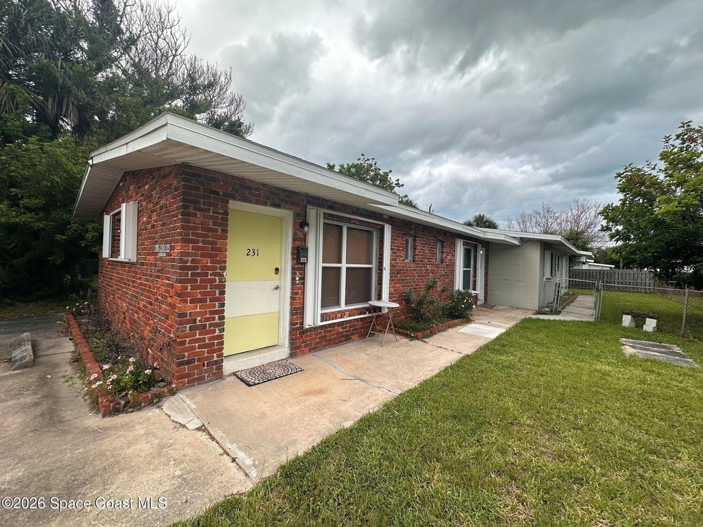 231 Woodland Avenue - Photo 0