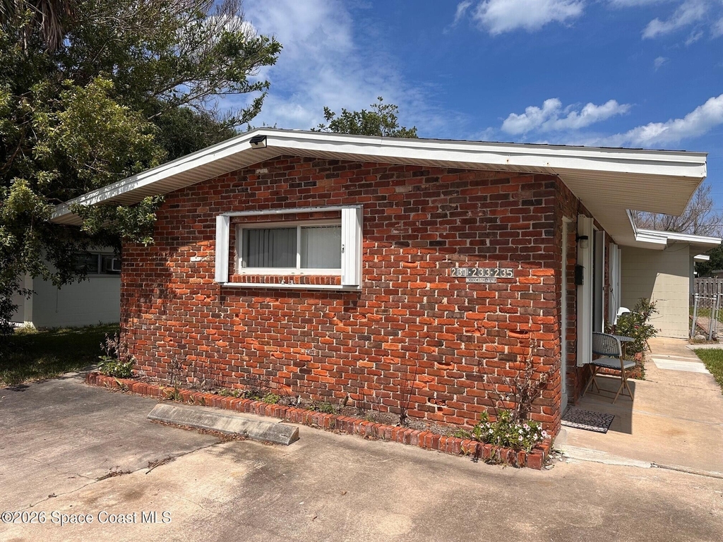 231 Woodland Avenue - Photo 1