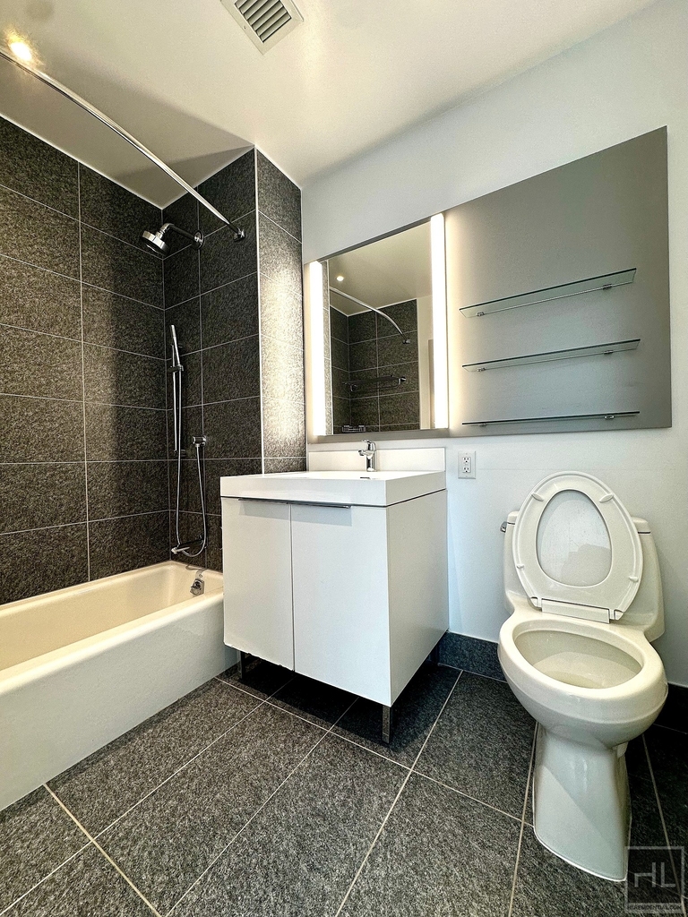 West 38th Street - Photo 2