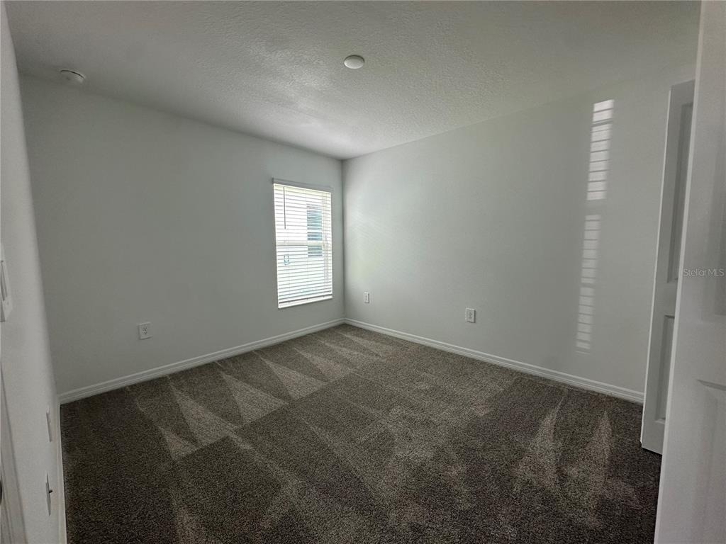 723 Grove St - Photo 18