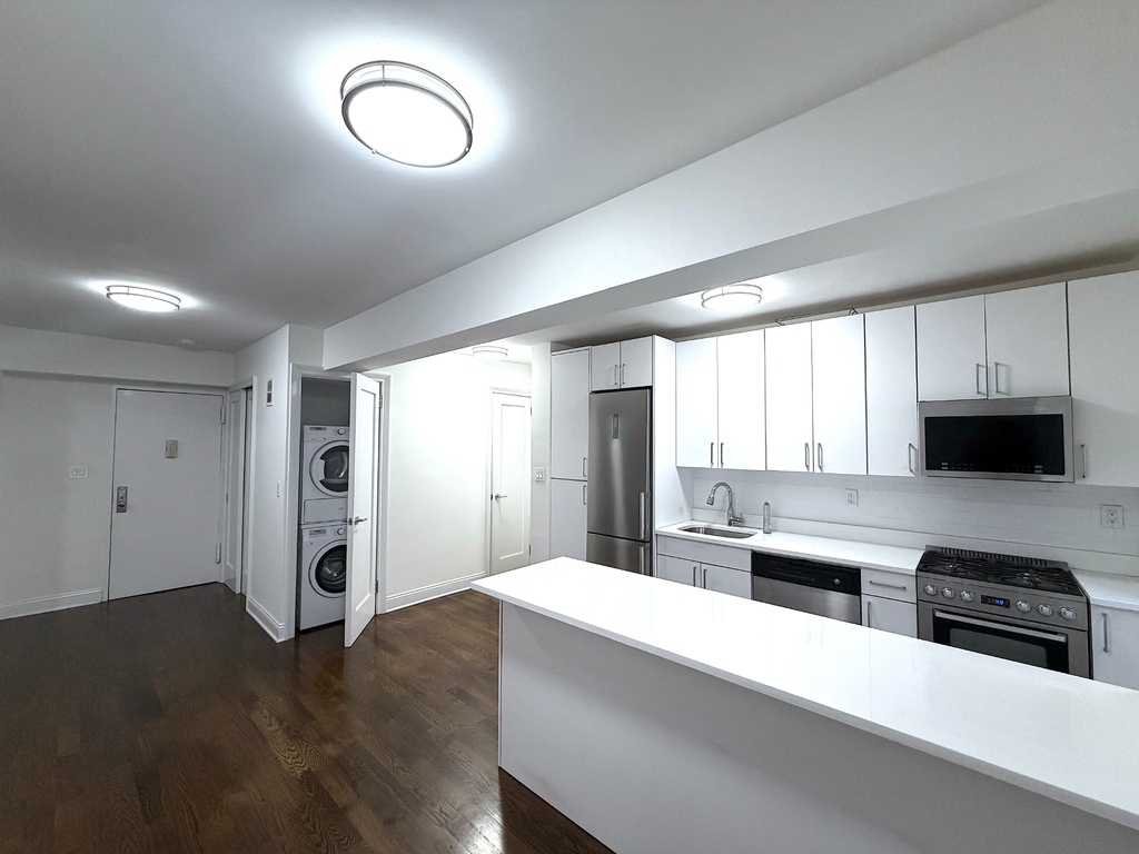 East 57th Street - Photo 1