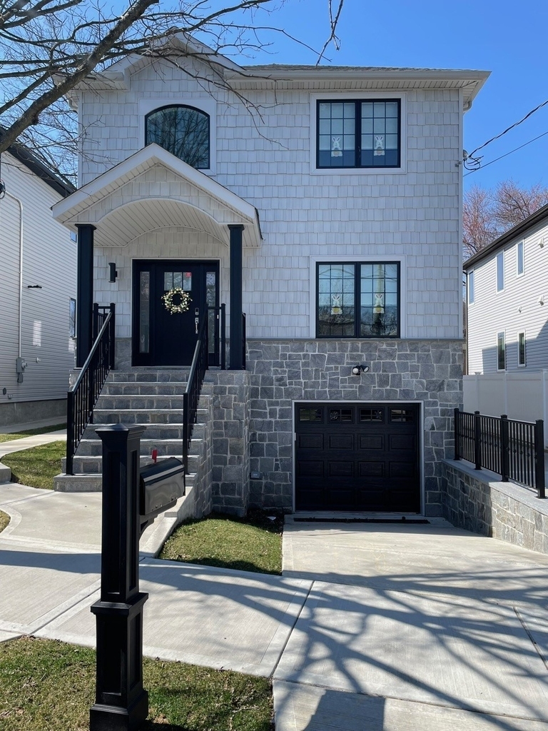 12 Bartlett Avenue - Photo 0