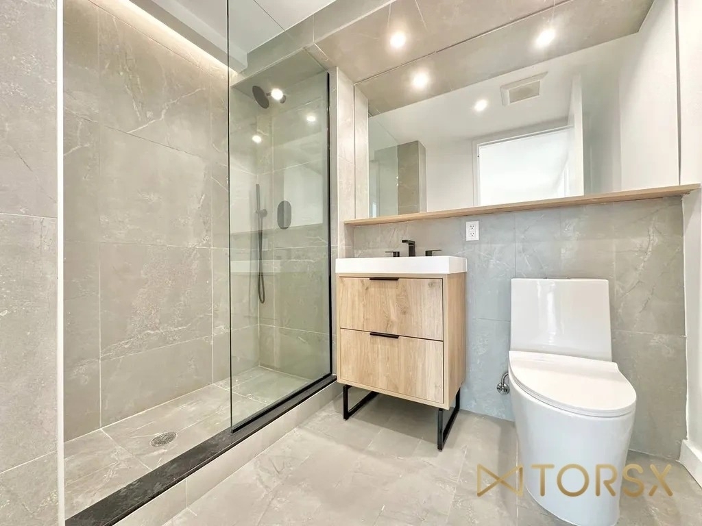 654 Madison Street - Photo 2