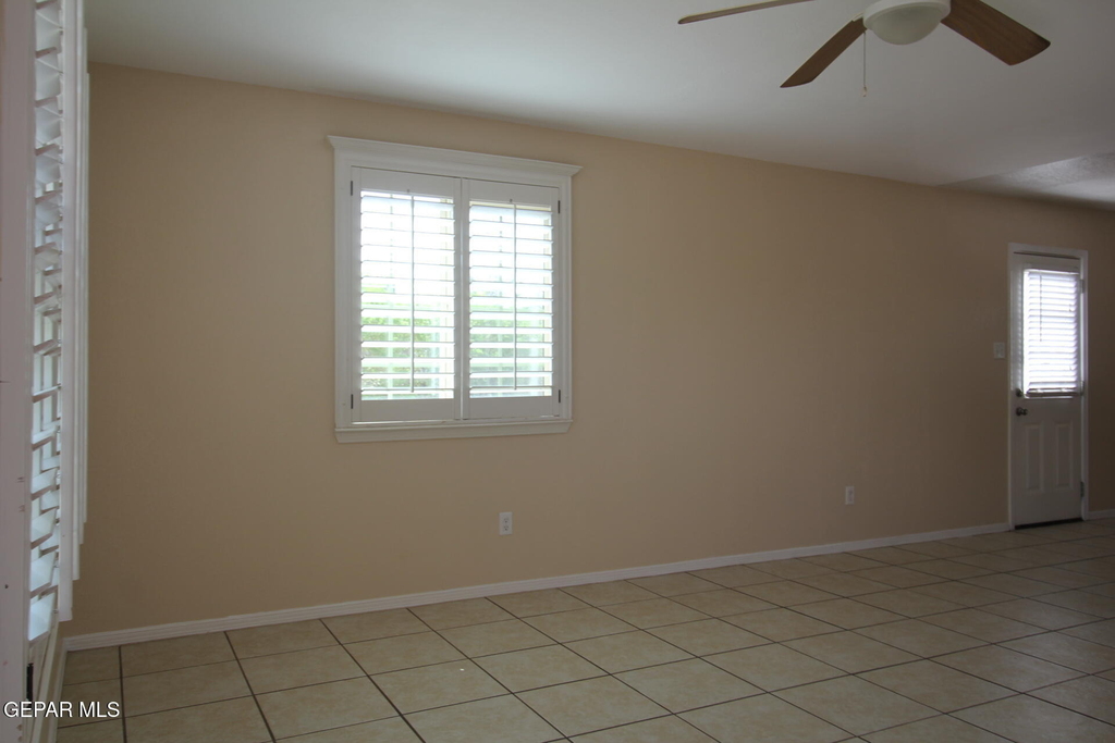 9145 Begonia Place Place - Photo 3