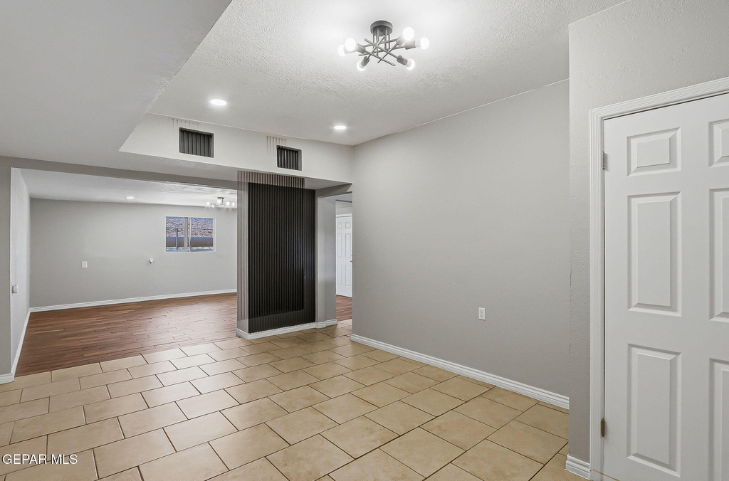 9425 Gschwind Street - Photo 10